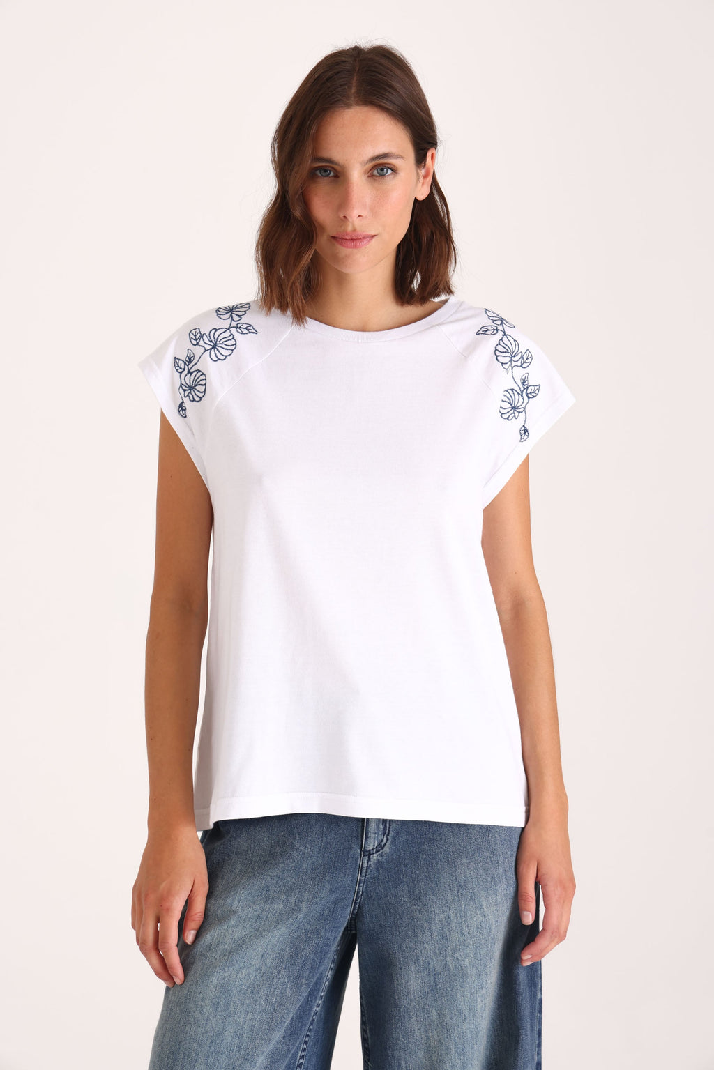 REMERA KALE